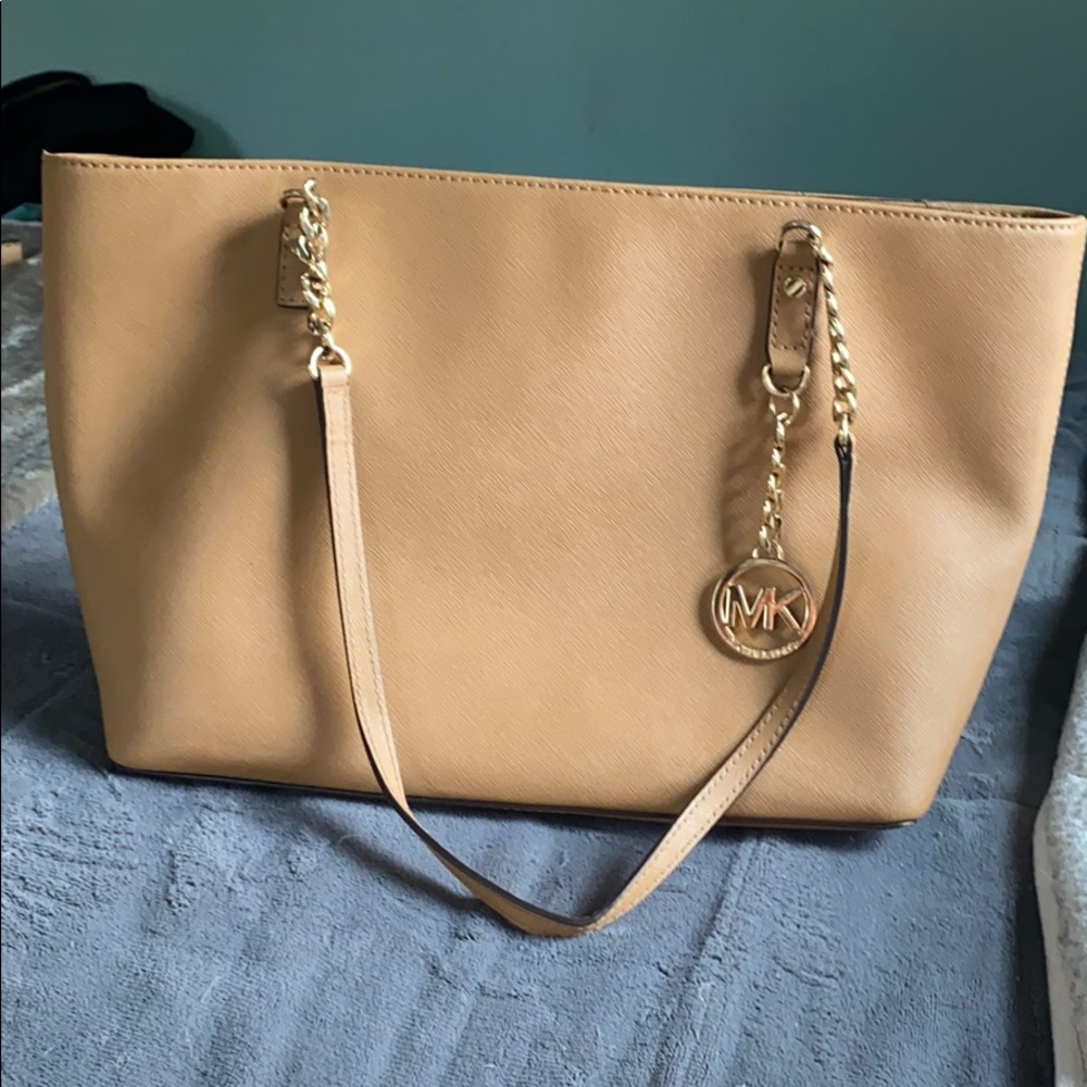 Michael Kors beige leather tote bag